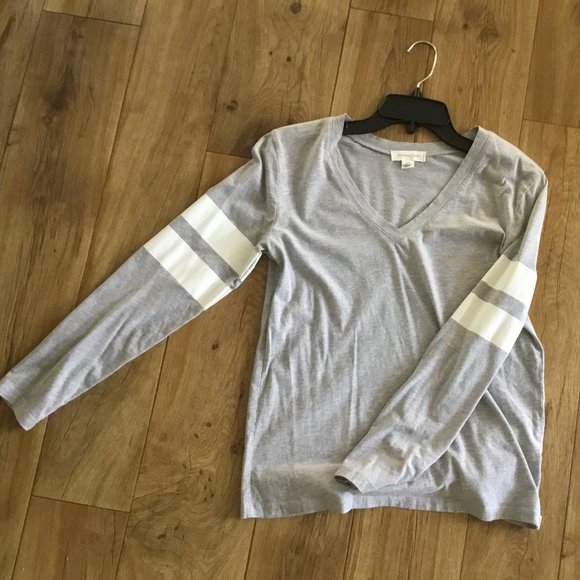 TREASURE & BOND V NECK GREY VARSITY STRIPE TEE XS - Picture 4 of 5